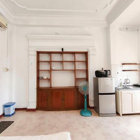 Halo Serviced Apartment Хошимин Экстерьер фото