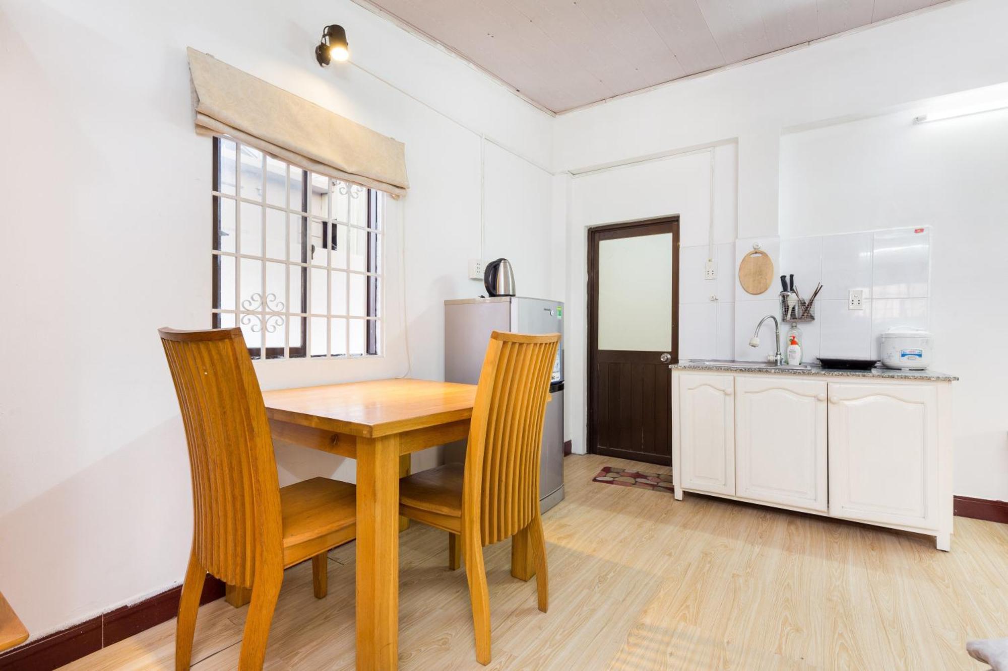 Halo Serviced Apartment Хошимин Экстерьер фото