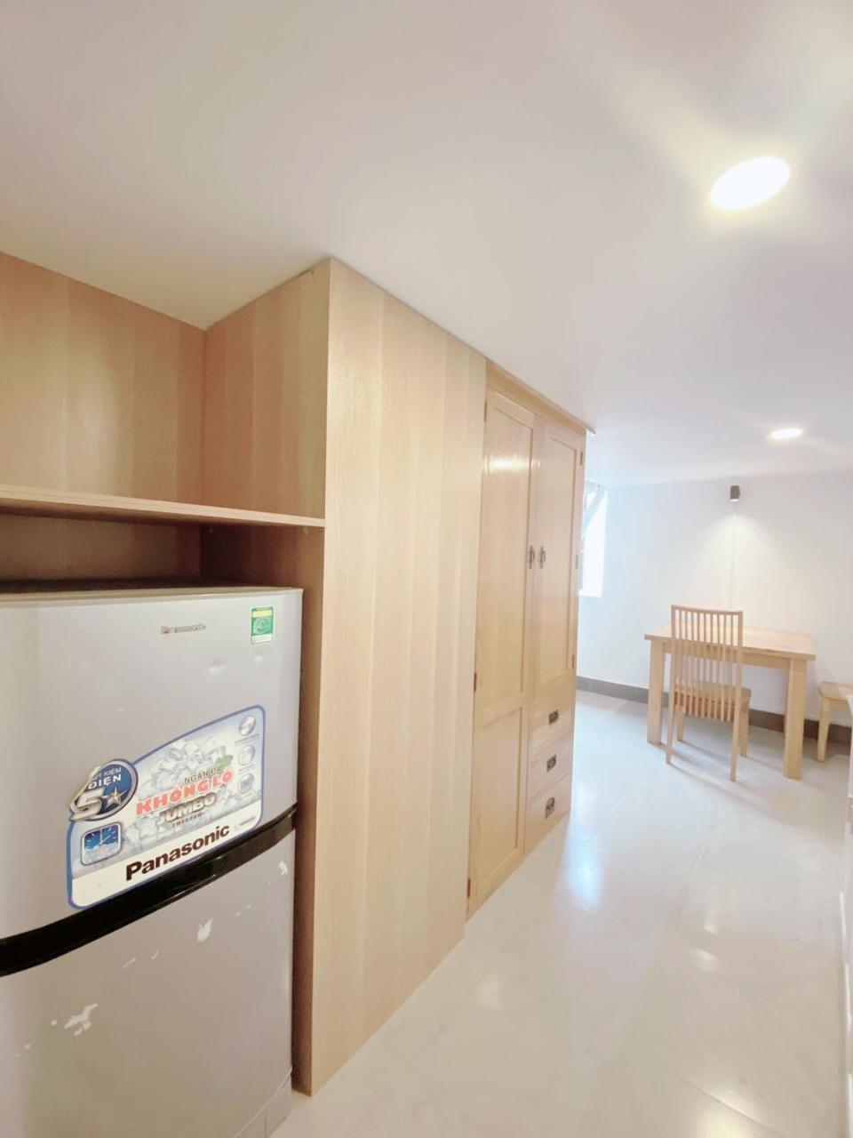 Halo Serviced Apartment Хошимин Экстерьер фото