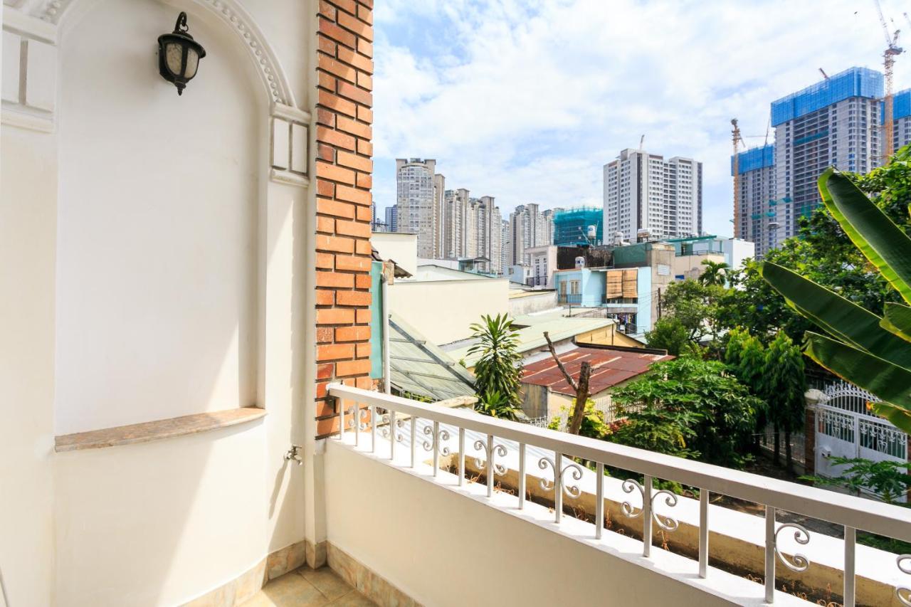 Halo Serviced Apartment Хошимин Экстерьер фото