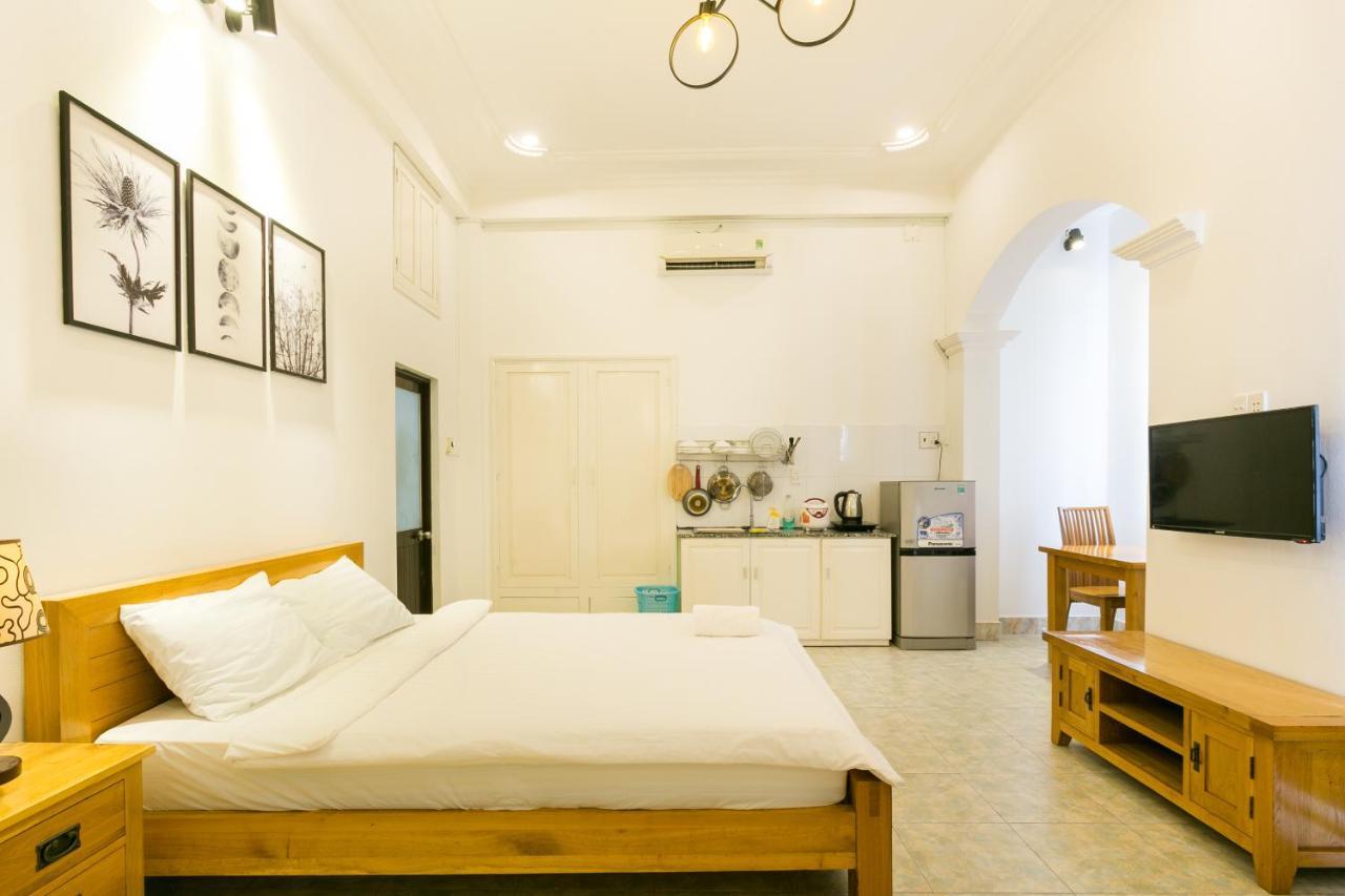 Halo Serviced Apartment Хошимин Экстерьер фото