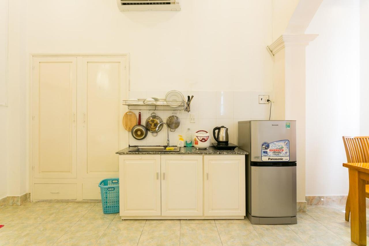 Halo Serviced Apartment Хошимин Экстерьер фото